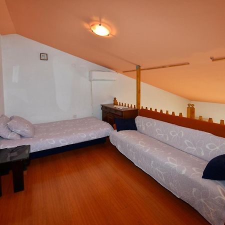 Apartments Ella Porec Bagian luar foto